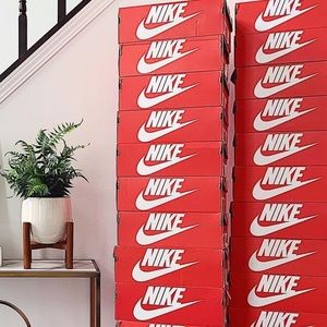 Nike MYSTERY box sneakers